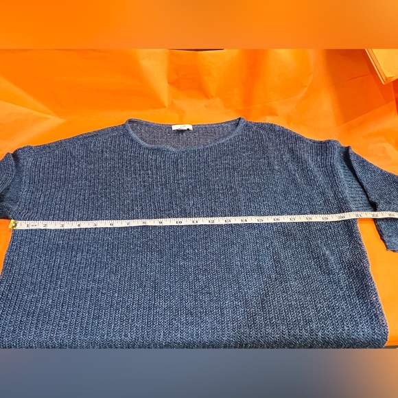 J.Jill Mai Textured Pullover. Harbor Blue. MP. - Picture 8 of 9